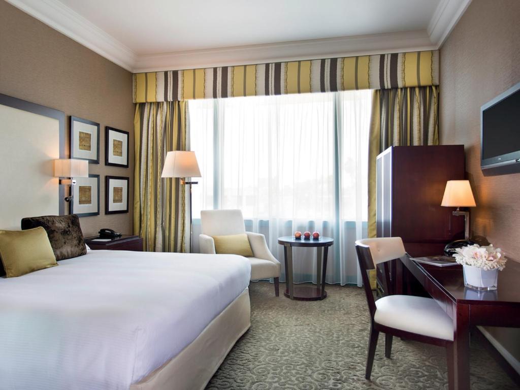 Moevenpick Grand Al Bustan Hotel Dubai Exterior foto