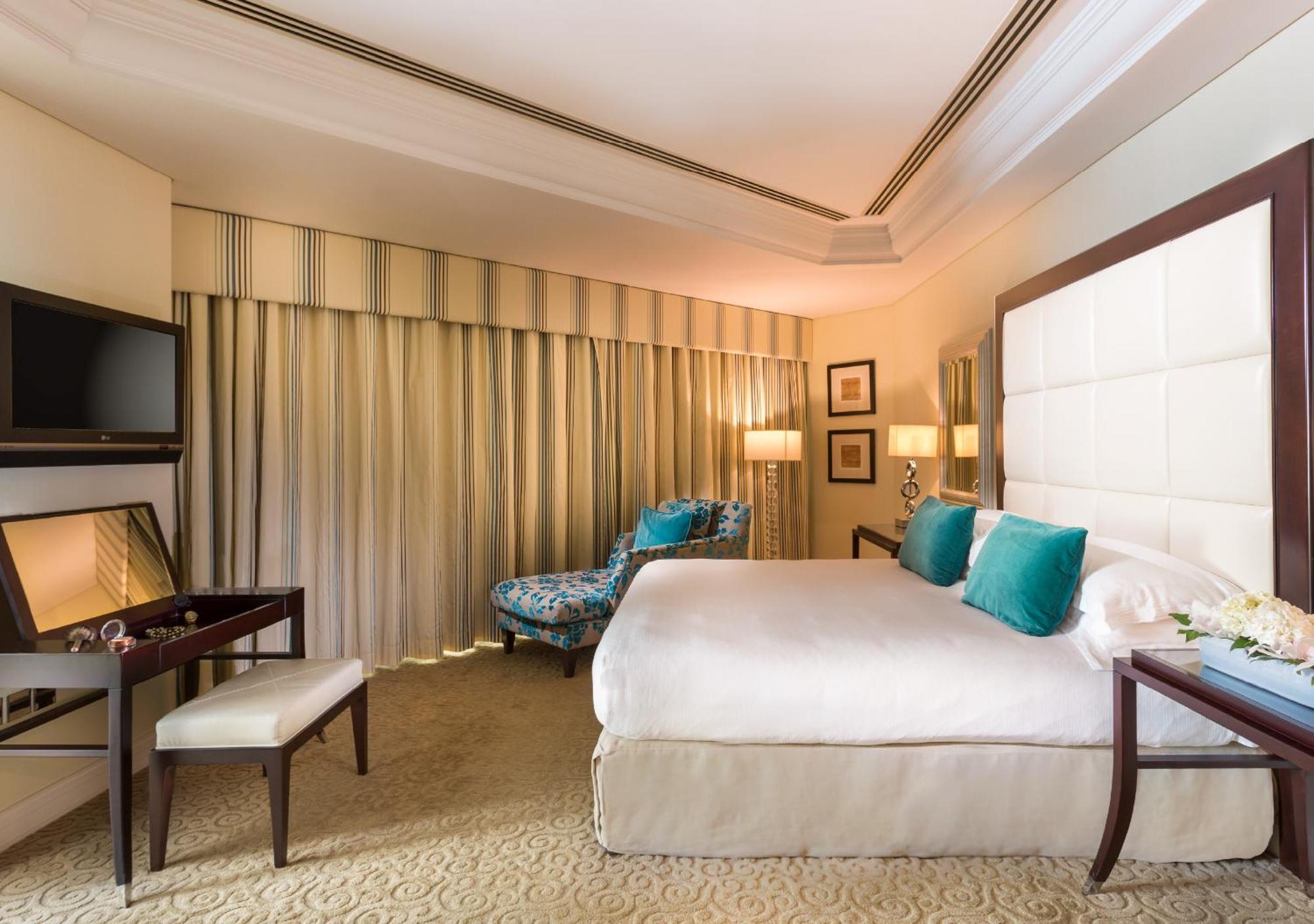 Moevenpick Grand Al Bustan Hotel Dubai Exterior foto